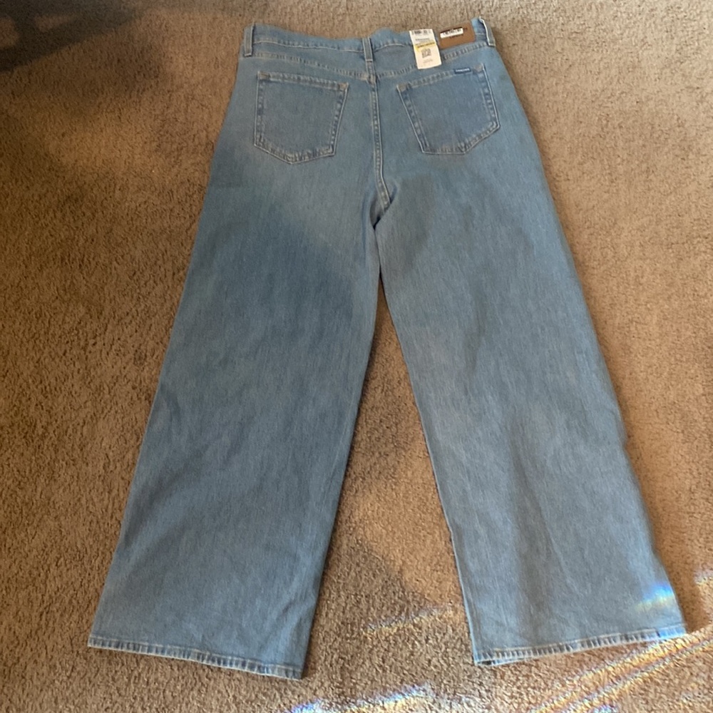 Woman’s light blue jeans size 10 - Picture 3 of 5